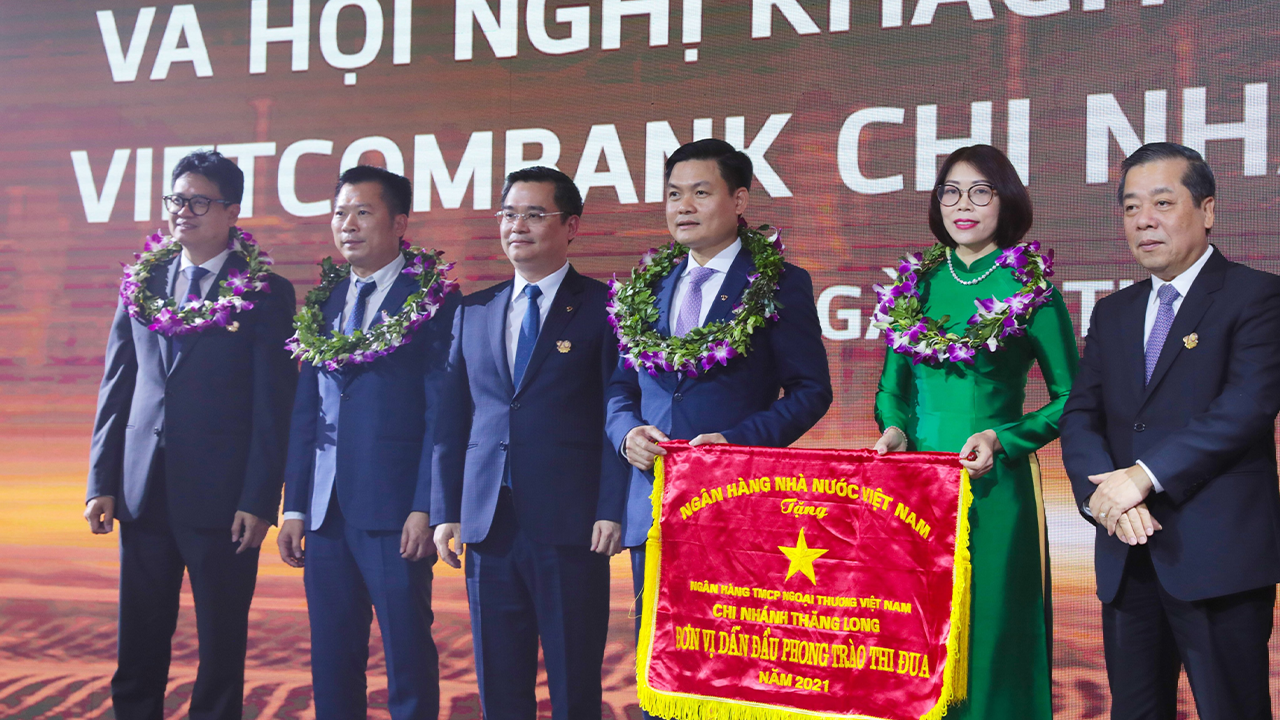 ĐÊM GALA KỶ NIỆM 20 NĂM THÀNH LẬP KẾT HỢP HỘI NGHỊ KHÁCH HÀNG THÂN THIẾT NĂM 2022 CỦA VIETCOMBANK