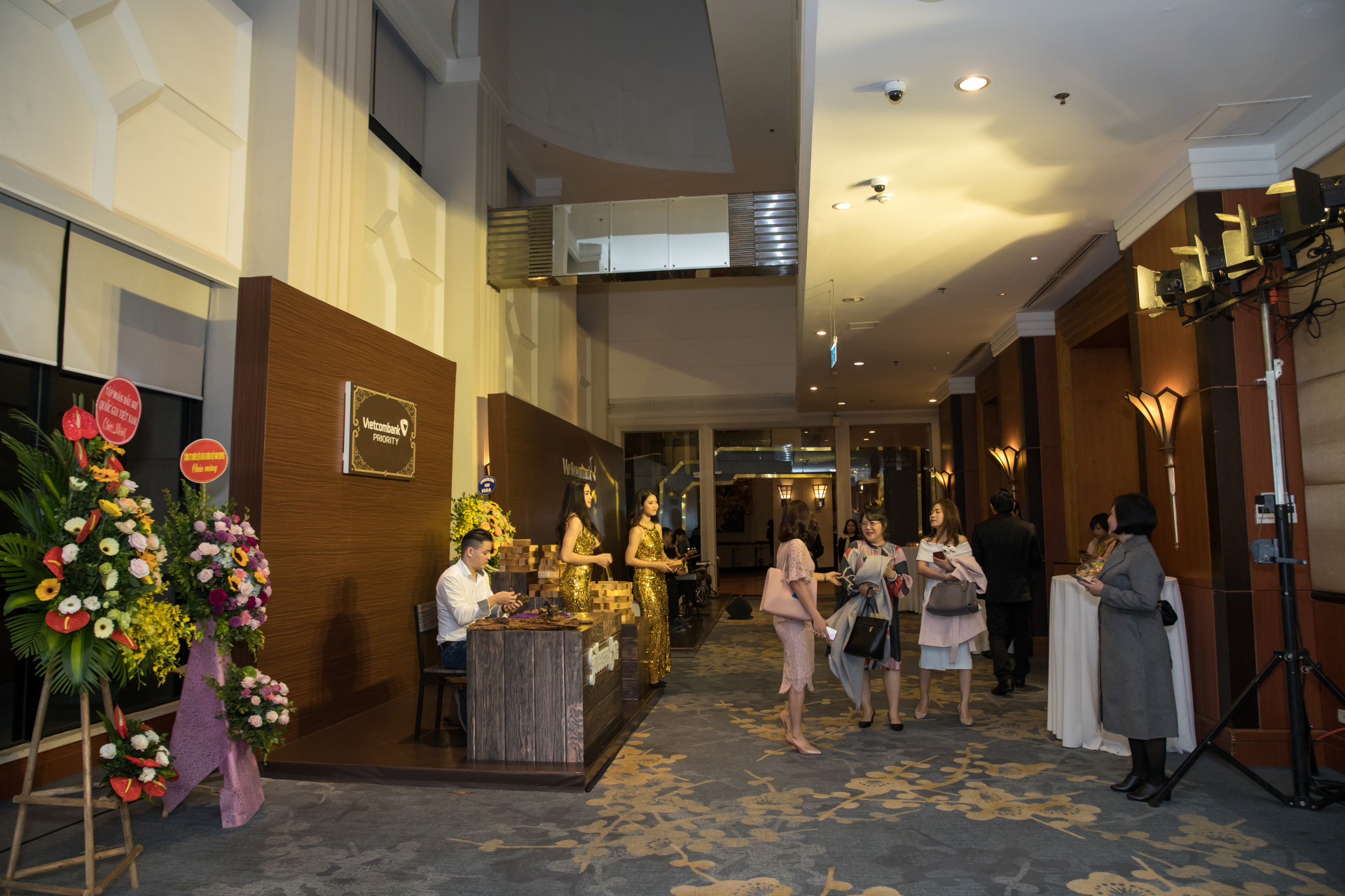 RA MẮT VCB PRIORITY